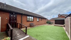 Photo 8- click for photo gallery